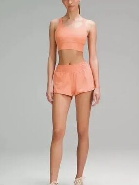 lululemon athletica Coral kiss Hotty hot 2.5" lines shorts